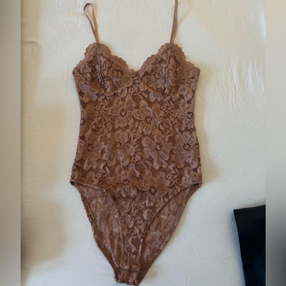 Lace bodysuit from Zara